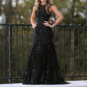 Tony bowls black long dress